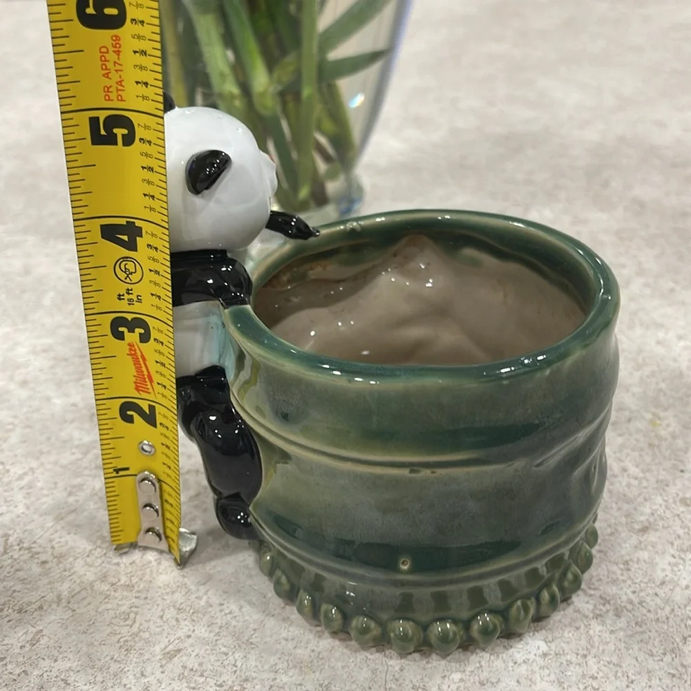 VINTAGE UNBRANDED PANDA ON A BAMBOO CERAMIC PLANTER MADE IN CHINA